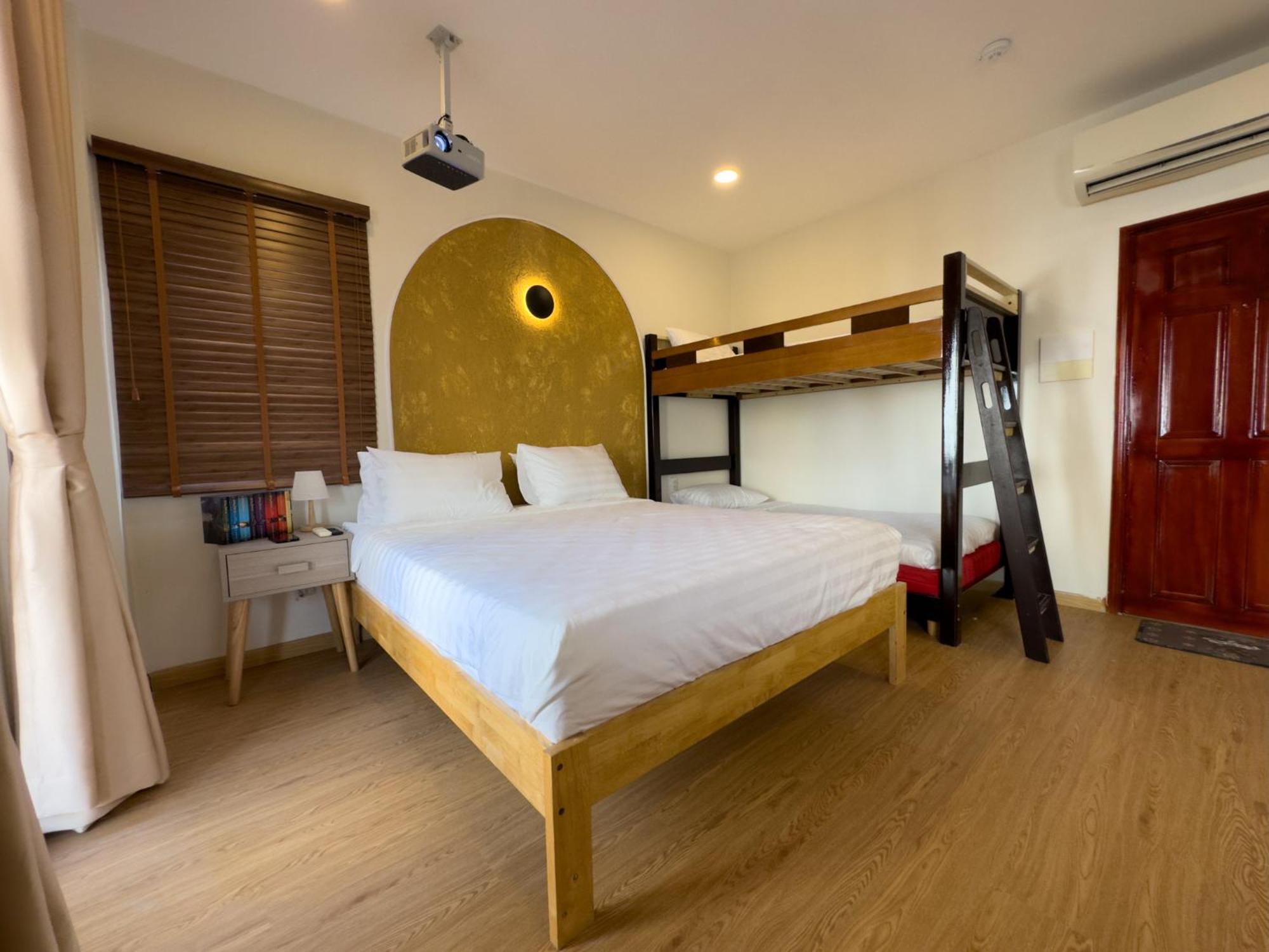 Airie Living Hotel Хошимин Екстериор снимка