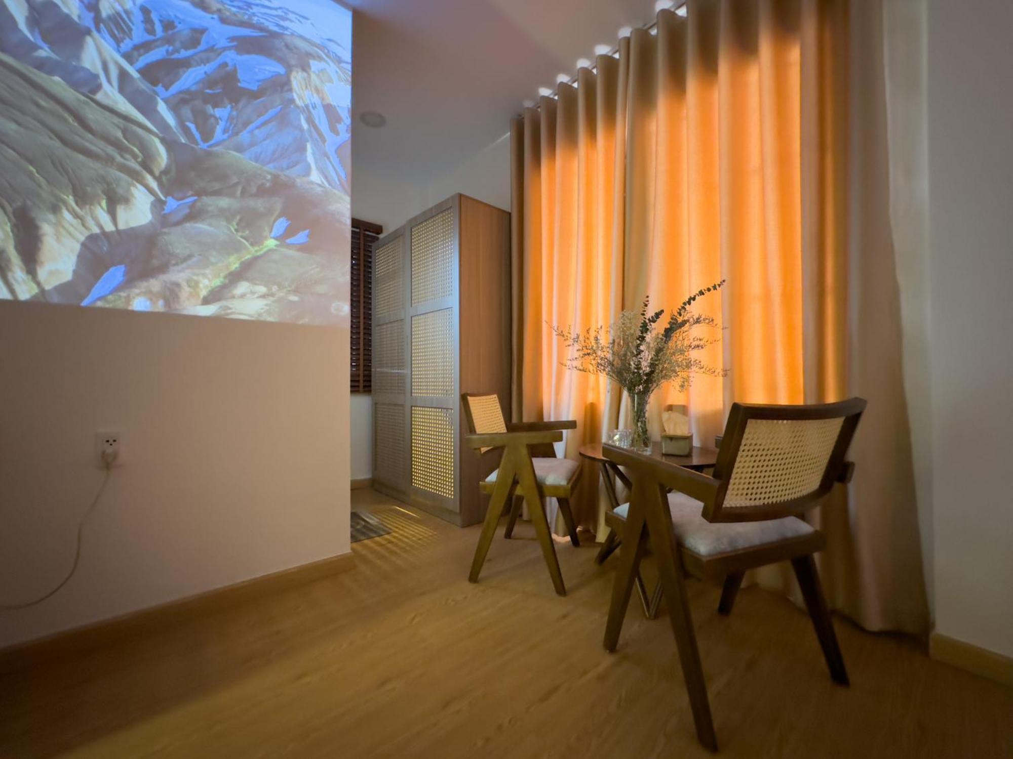 Airie Living Hotel Хошимин Екстериор снимка